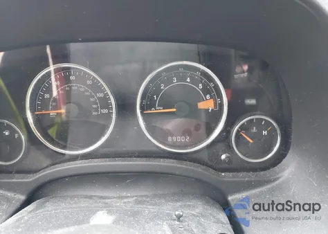 2014 Jeep Compass Latitude z USA, uszkodzony, nr VIN 1C4NJDEB9ED766054